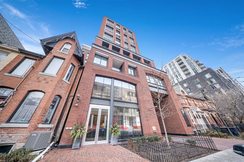 Property C12237006 - Image 1