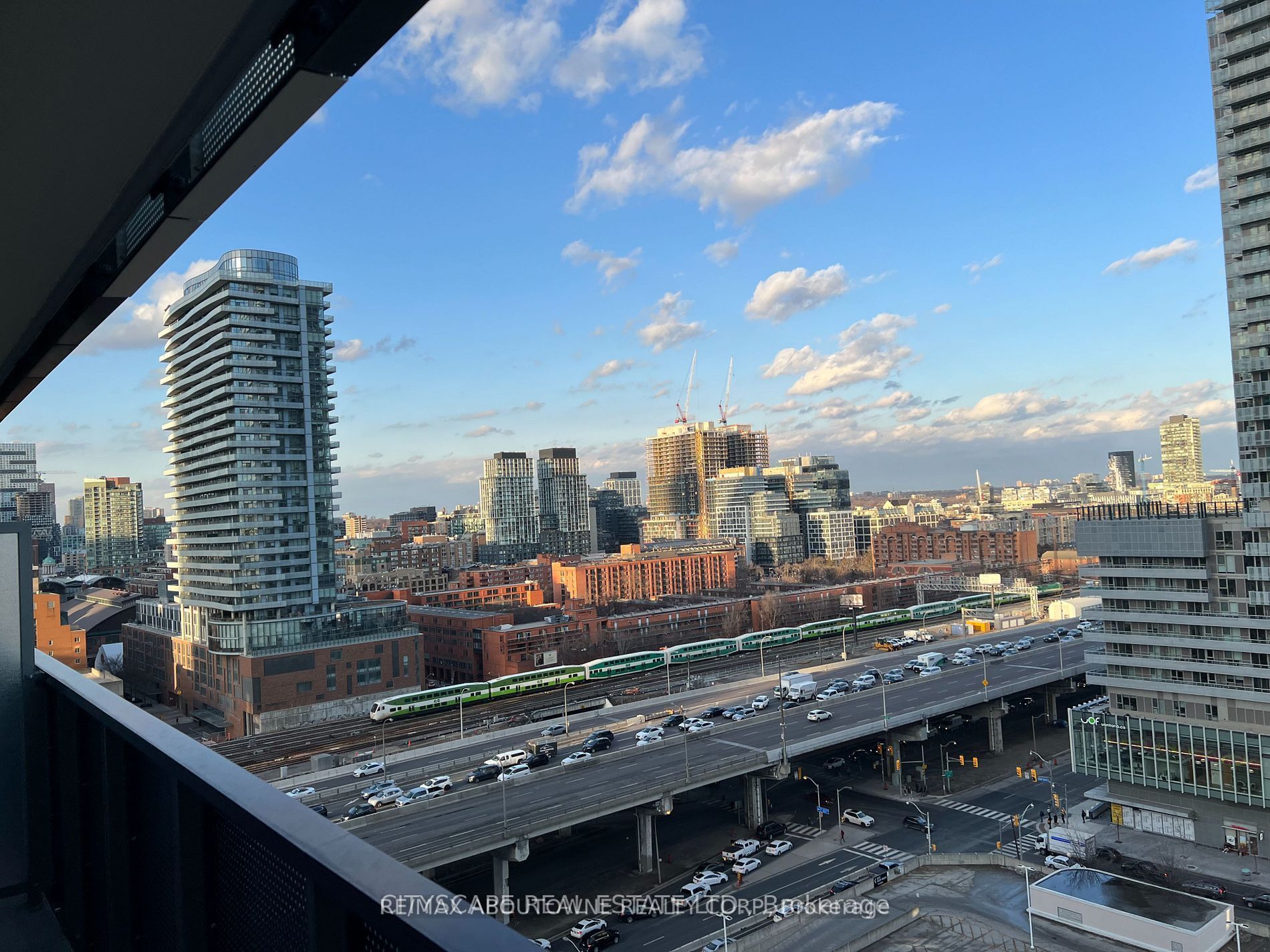 07 – 138 Downes Street, Toronto C08 ‣ C12480549 07 – 138 Downes Street, Toronto C08 ‣ C12480549