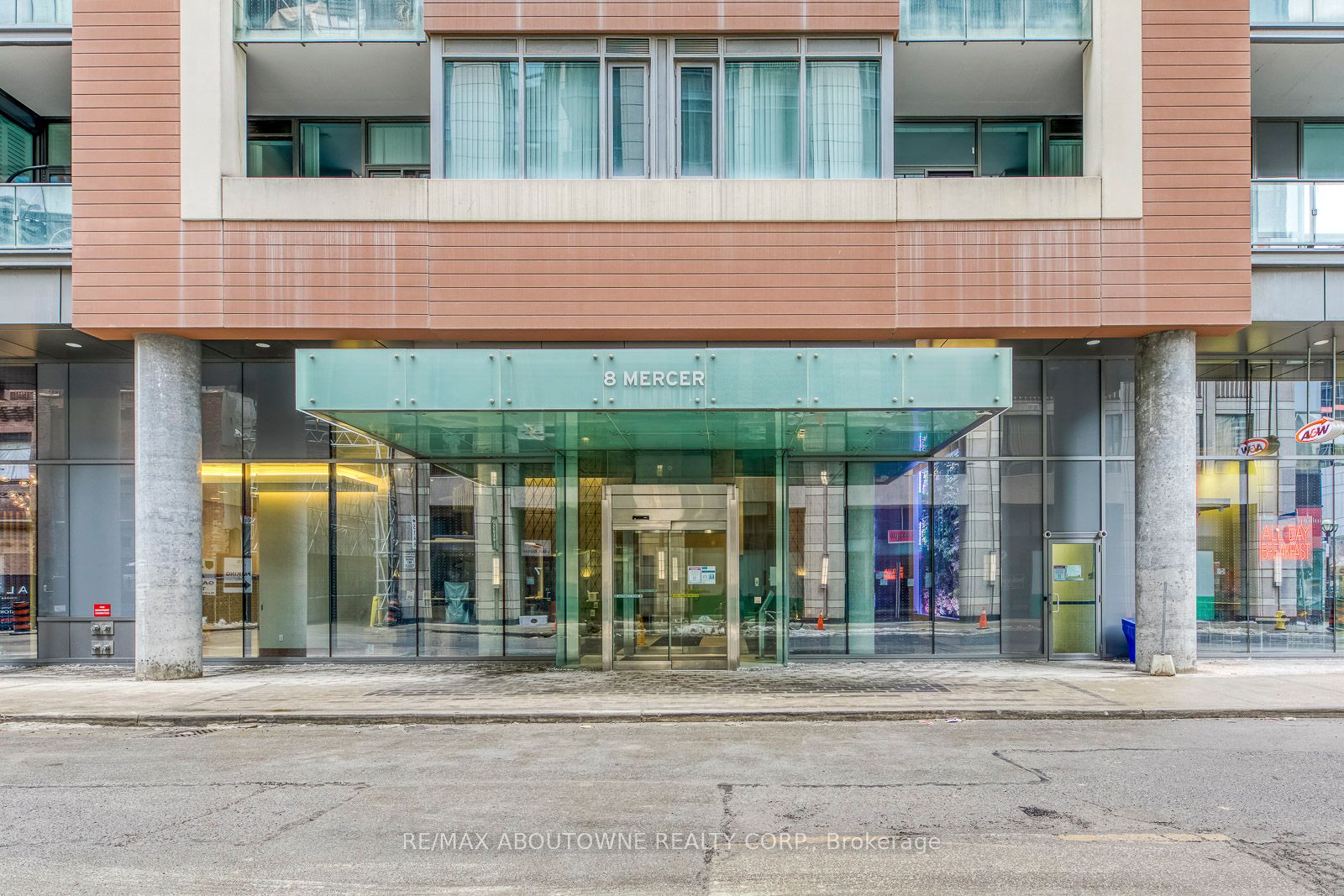 08 – 8 Mercer Street, Toronto C01 ‣ C12480820 08 – 8 Mercer Street, Toronto C01 ‣ C12480820