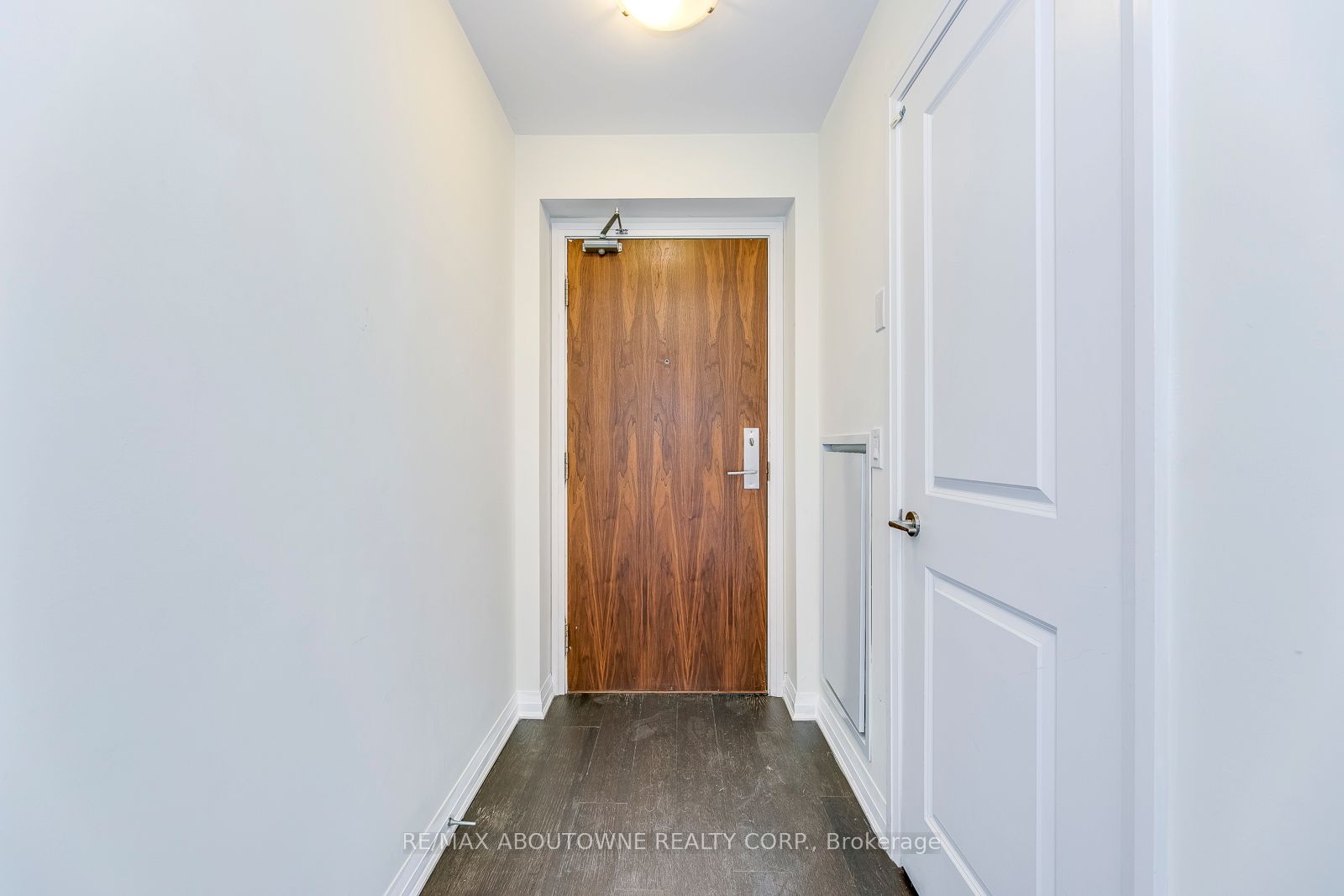 08 – 8 Mercer Street, Toronto C01 ‣ C12480820 08 – 8 Mercer Street, Toronto C01 ‣ C12480820