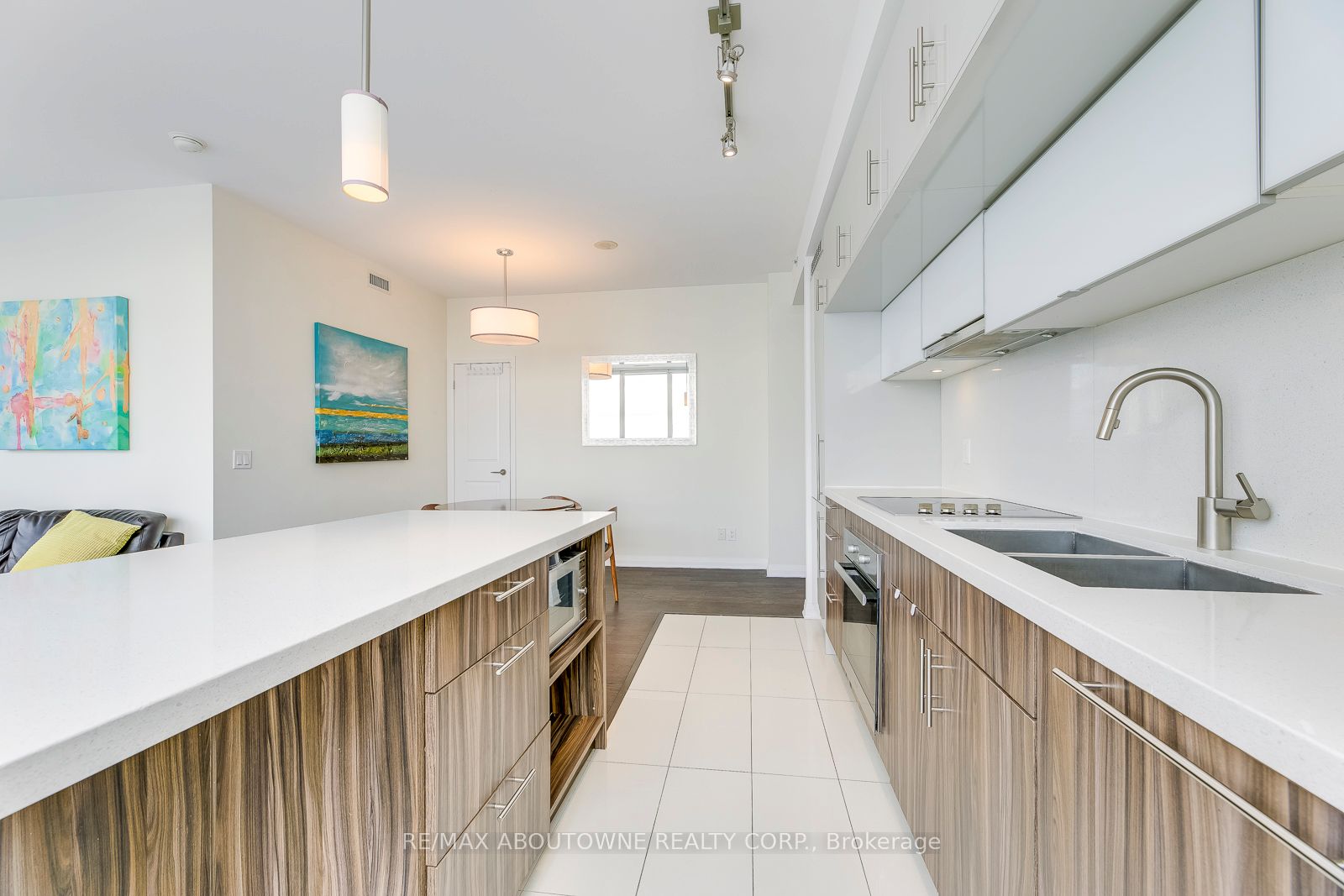 08 – 8 Mercer Street, Toronto C01 ‣ C12480820 08 – 8 Mercer Street, Toronto C01 ‣ C12480820