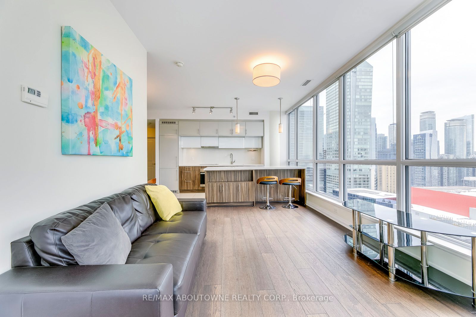 08 – 8 Mercer Street, Toronto C01 ‣ C12480820 08 – 8 Mercer Street, Toronto C01 ‣ C12480820