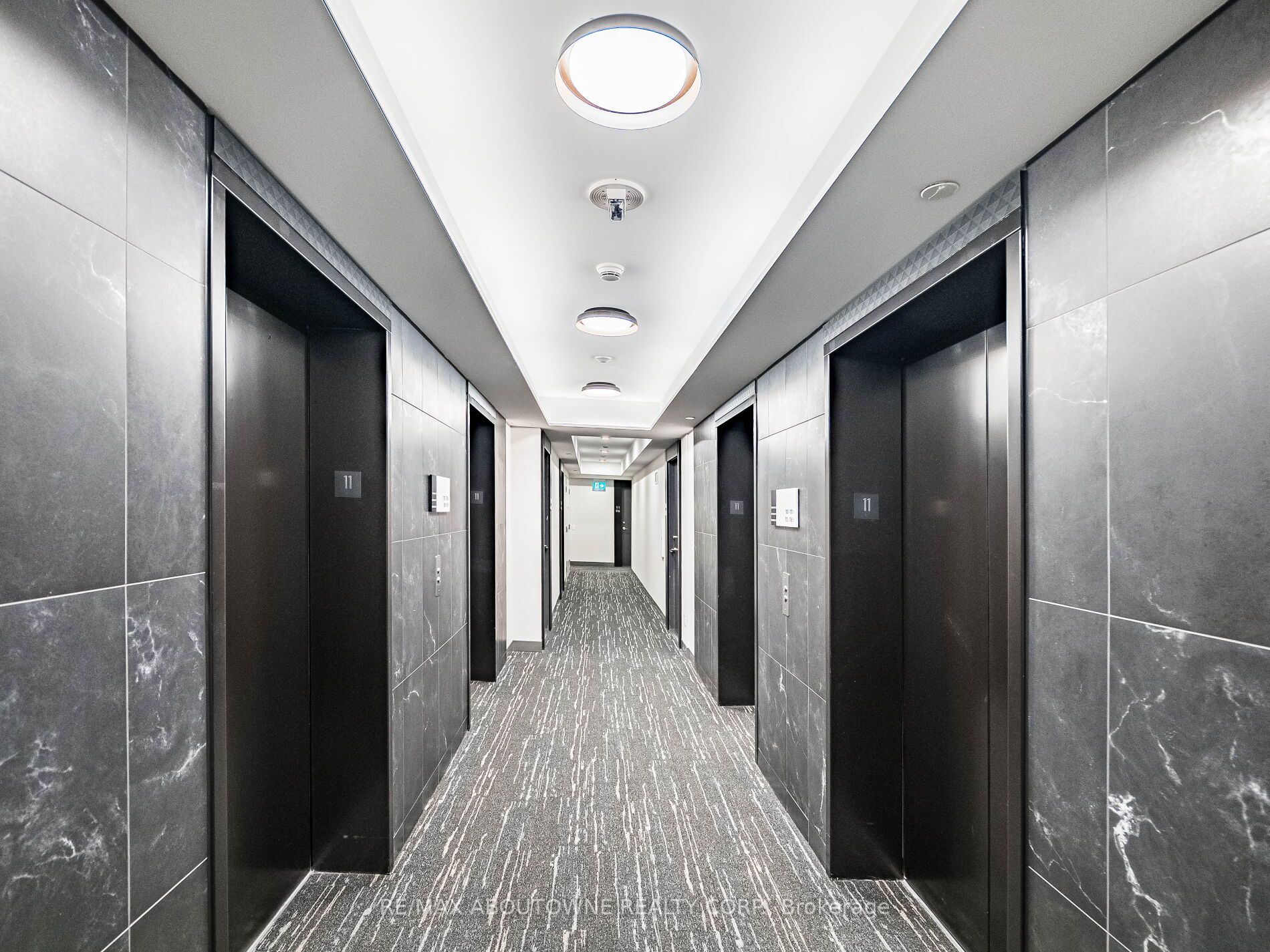 16 – 8 Wellesley Street, Toronto C01 ‣ C12486232 16 – 8 Wellesley Street, Toronto C01 ‣ C12486232