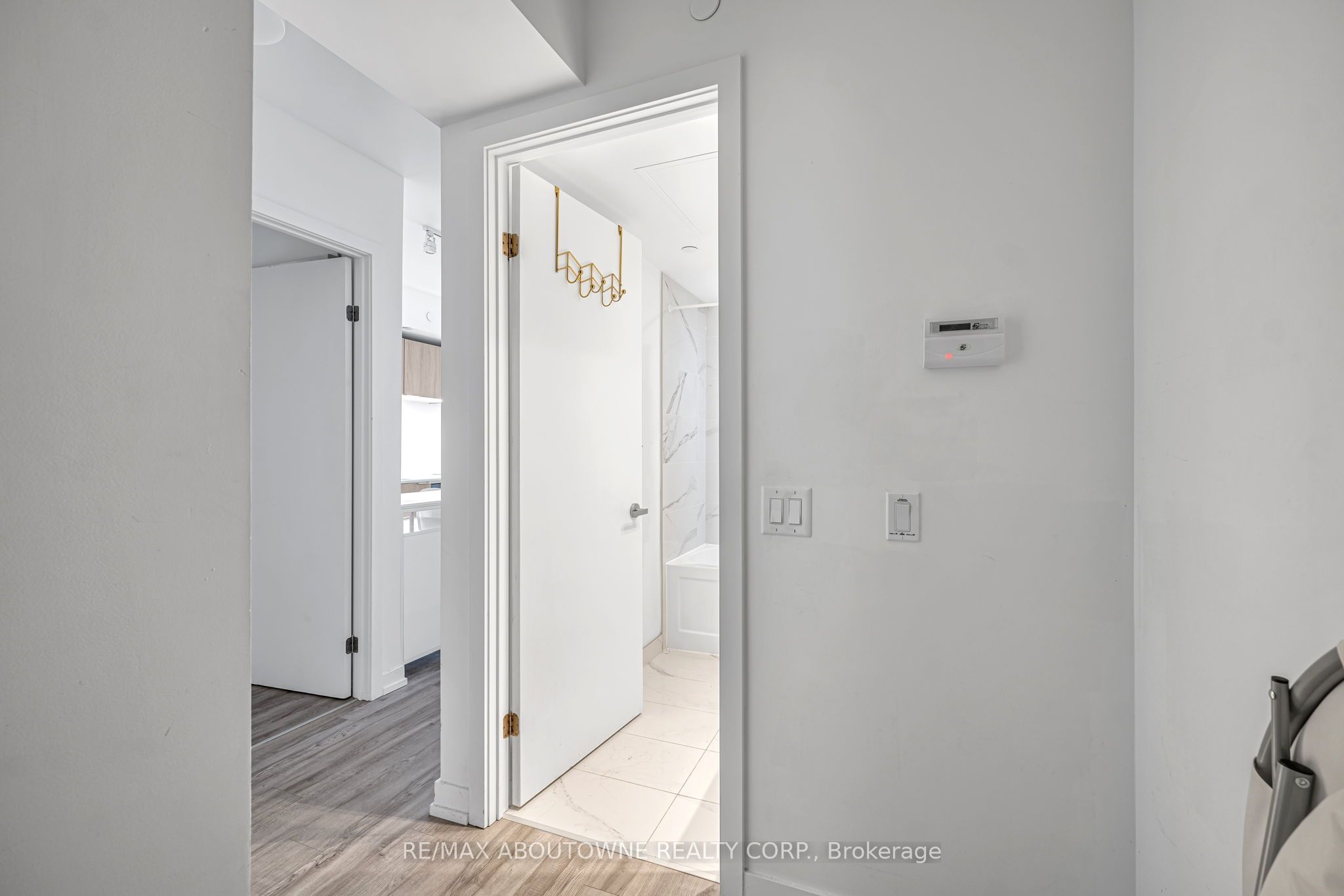 14 – 77 Shuter Street, Toronto C08 ‣ C12575942 14 – 77 Shuter Street, Toronto C08 ‣ C12575942