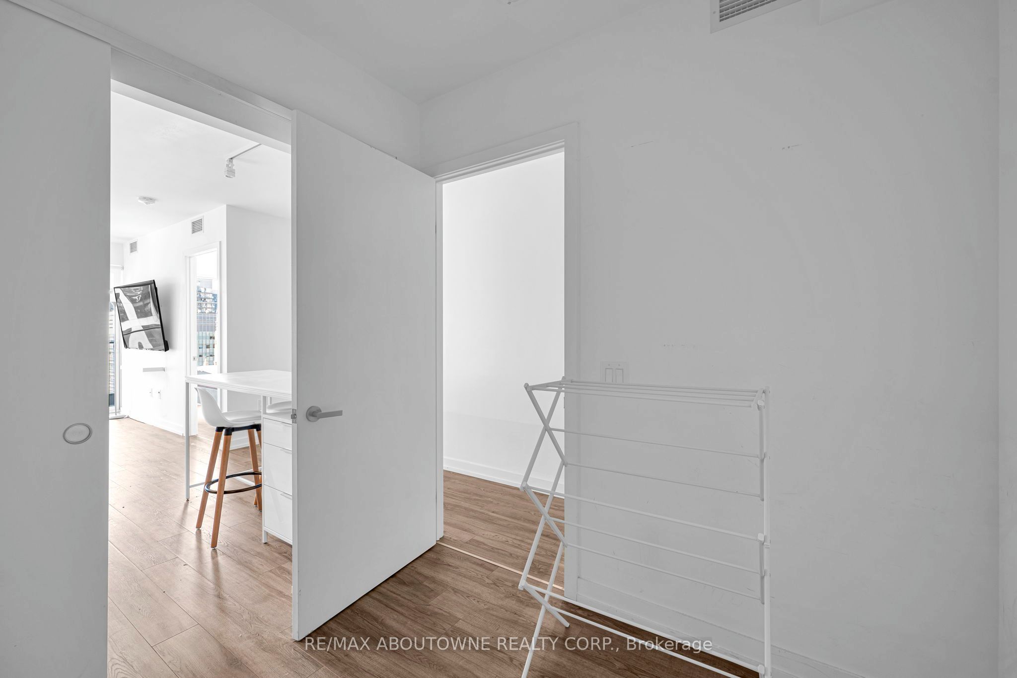 14 – 77 Shuter Street, Toronto C08 ‣ C12575942 14 – 77 Shuter Street, Toronto C08 ‣ C12575942