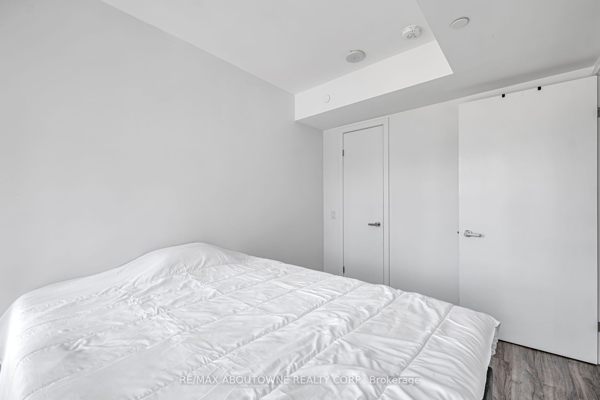 14 – 77 Shuter Street, Toronto C08 ‣ C12575942 14 – 77 Shuter Street, Toronto C08 ‣ C12575942