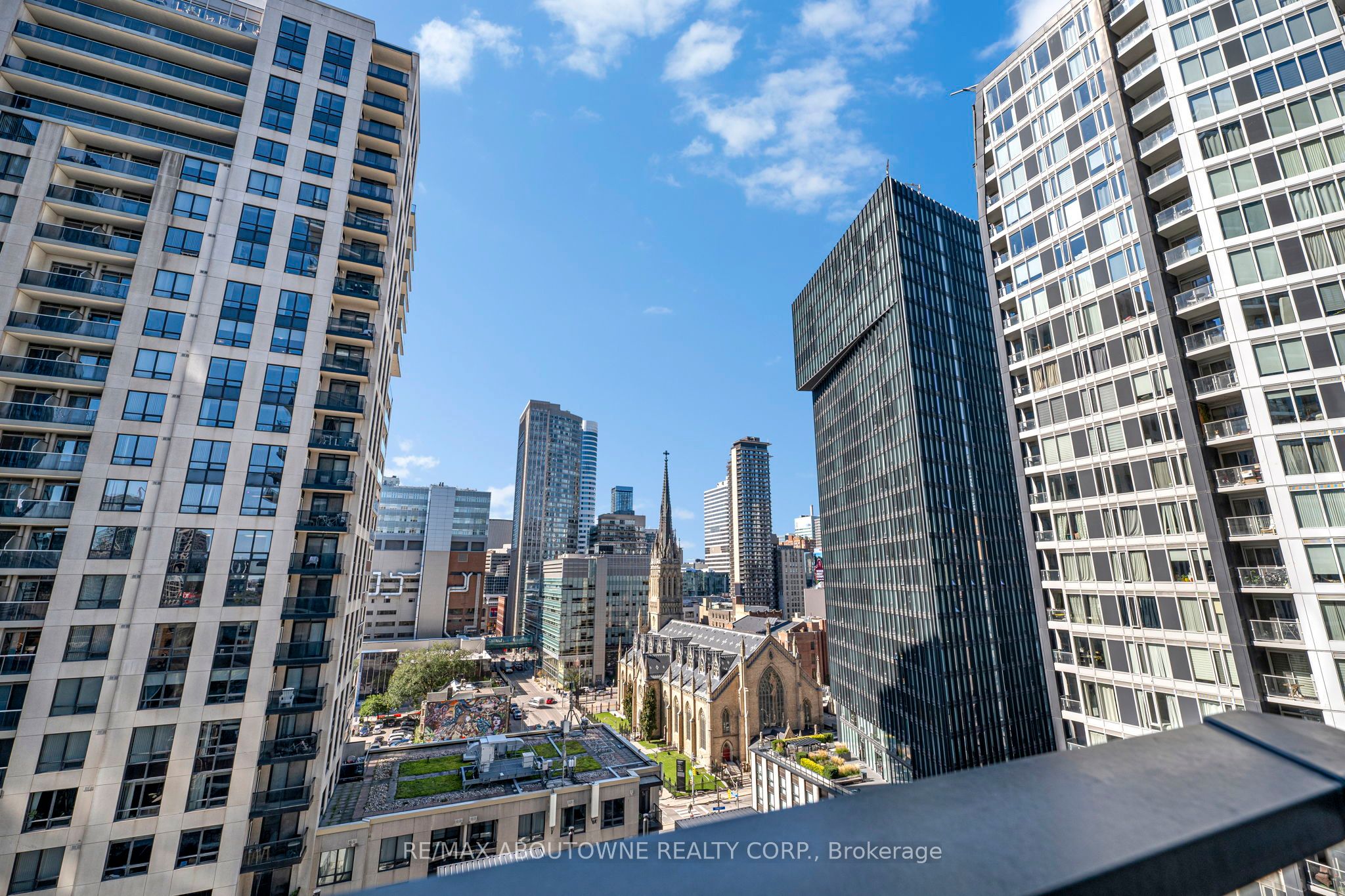 14 – 77 Shuter Street, Toronto C08 ‣ C12575942 14 – 77 Shuter Street, Toronto C08 ‣ C12575942