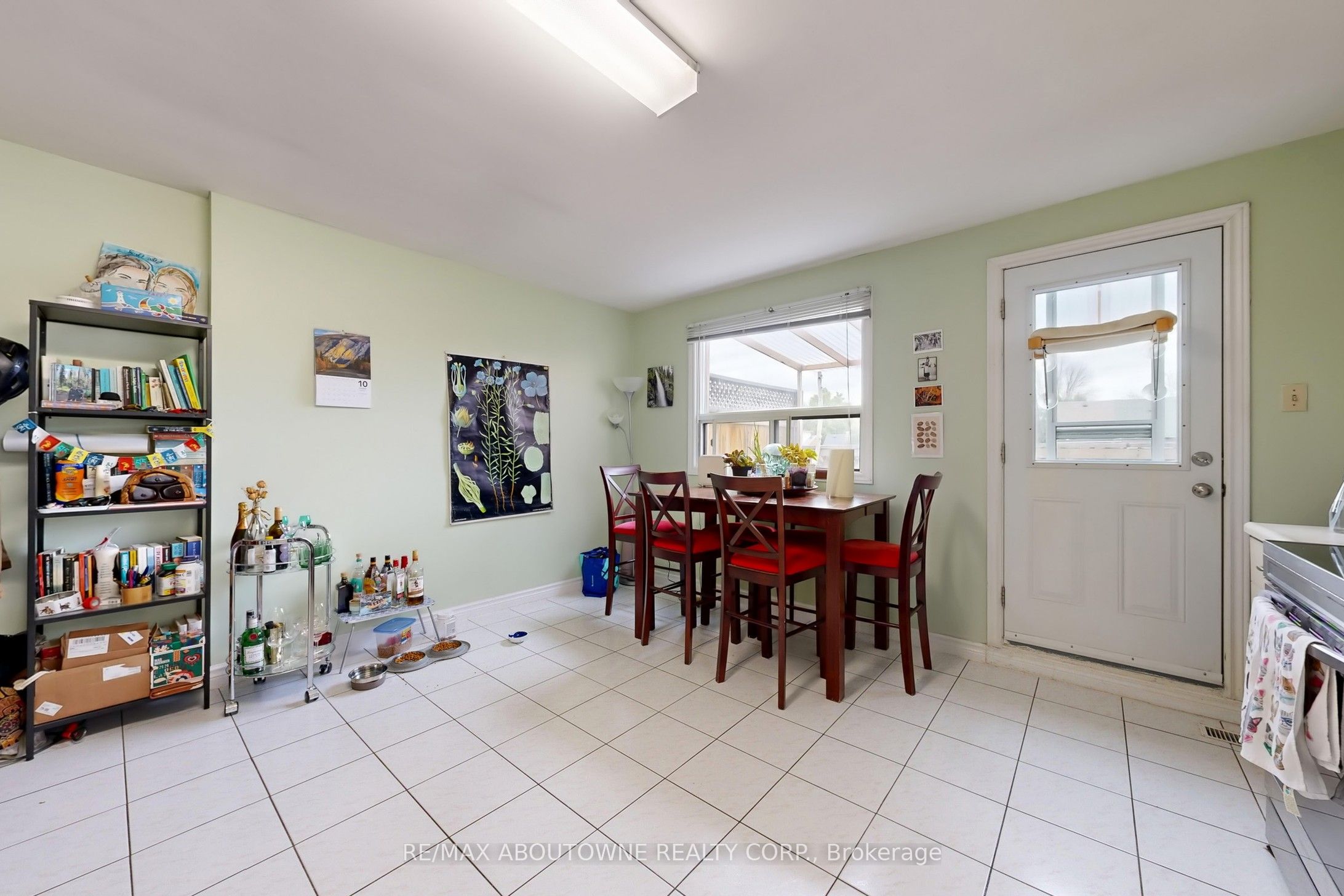 515 Ossington Avenue, Toronto C01 ‣ C12593278 515 Ossington Avenue, Toronto C01 ‣ C12593278