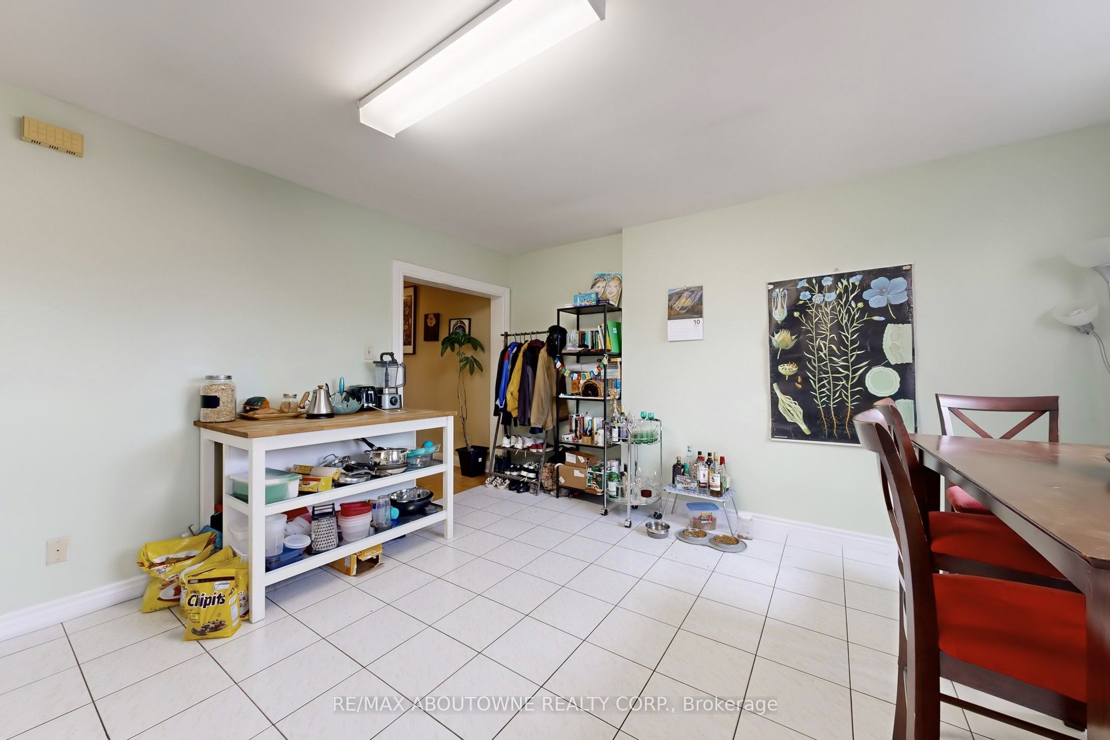 515 Ossington Avenue, Toronto C01 ‣ C12593278 515 Ossington Avenue, Toronto C01 ‣ C12593278