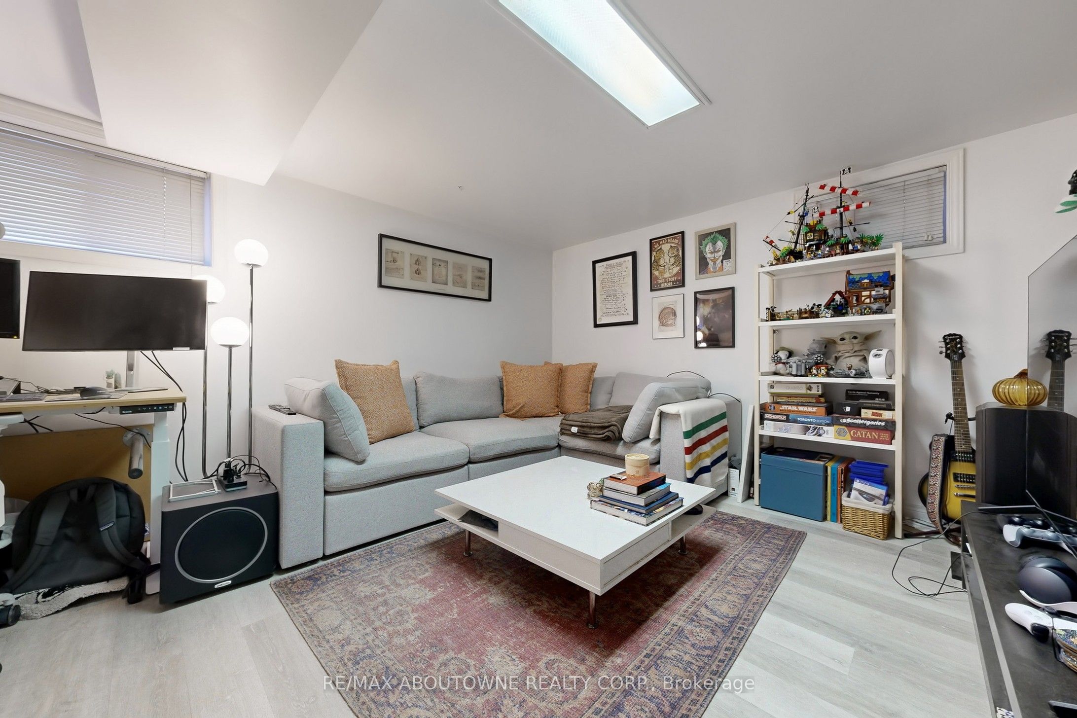 515 Ossington Avenue, Toronto C01 ‣ C12593278 515 Ossington Avenue, Toronto C01 ‣ C12593278