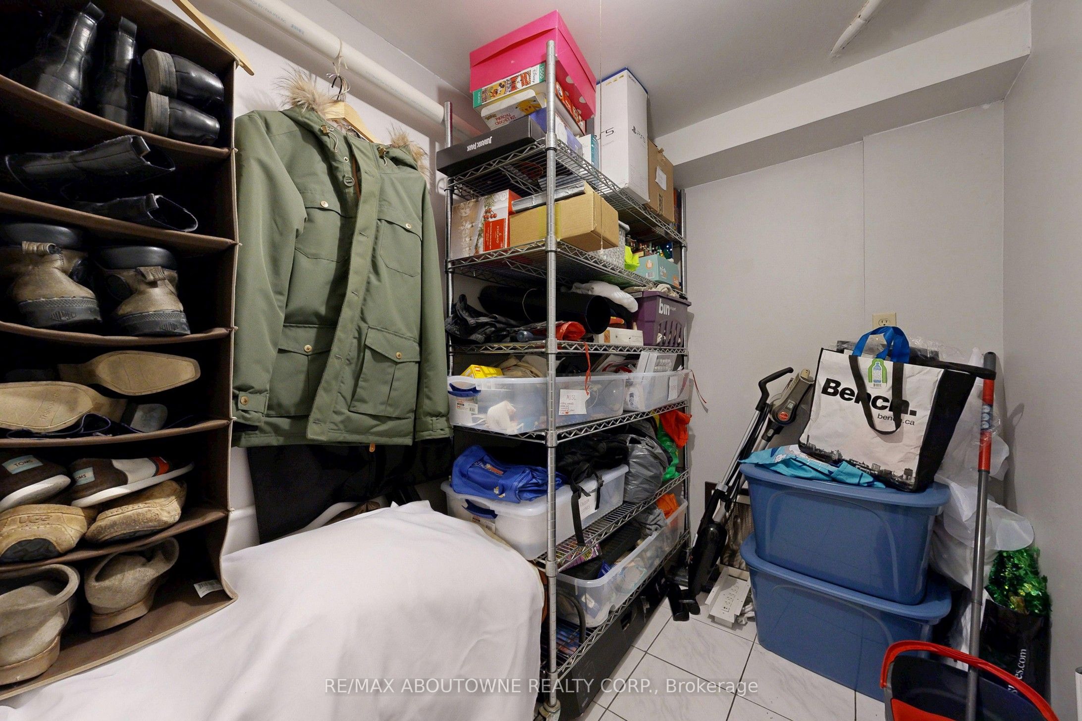 515 Ossington Avenue, Toronto C01 ‣ C12593278 515 Ossington Avenue, Toronto C01 ‣ C12593278