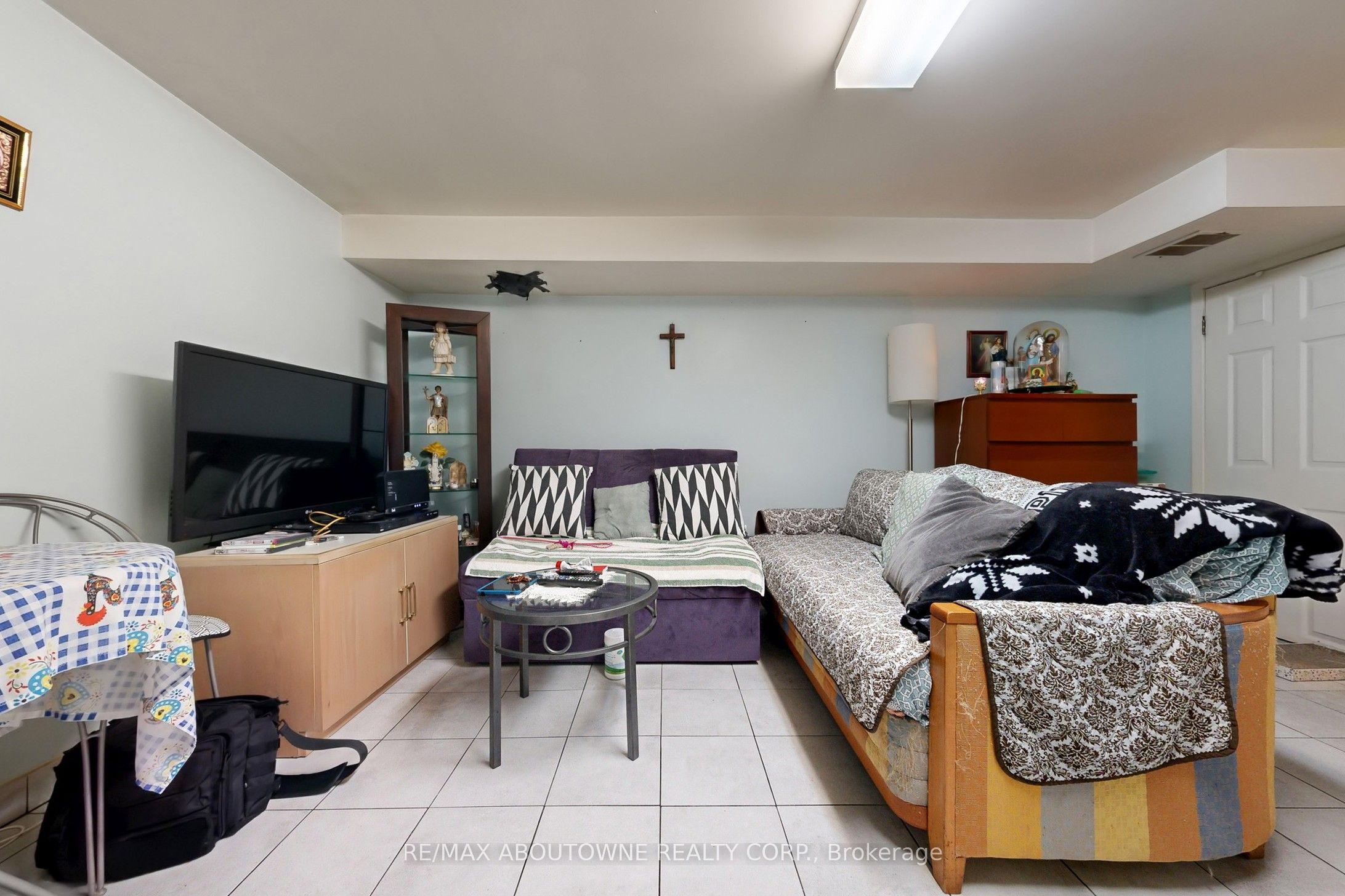 515 Ossington Avenue, Toronto C01 ‣ C12593278 515 Ossington Avenue, Toronto C01 ‣ C12593278