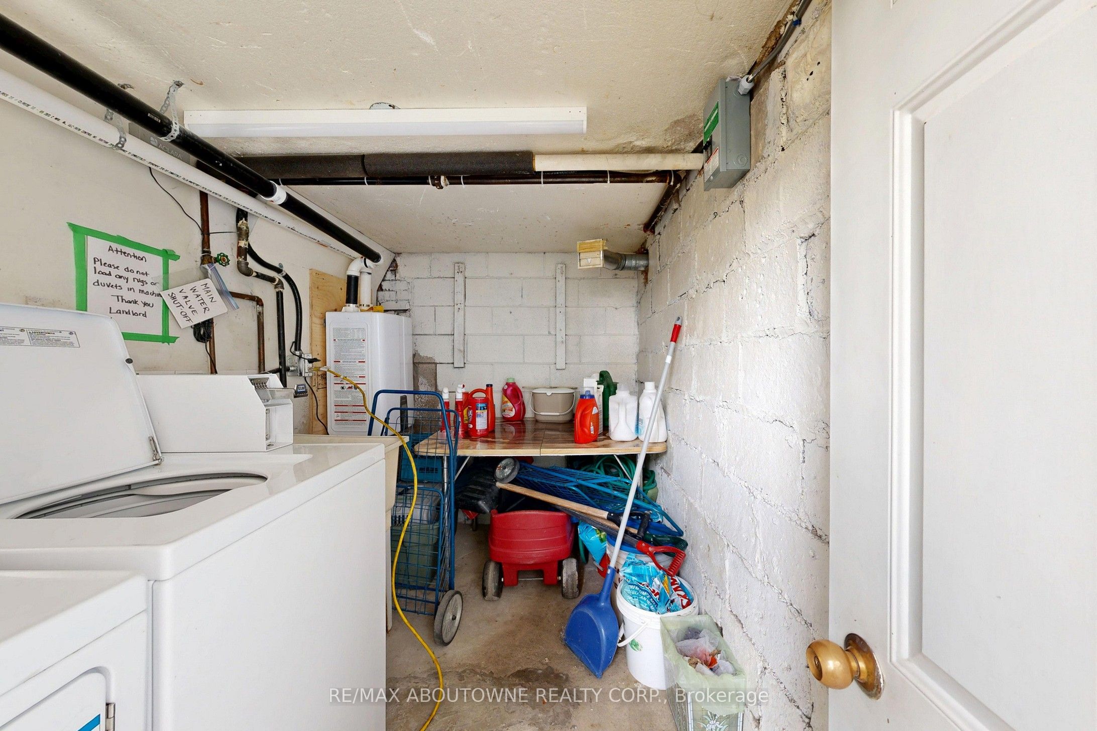 515 Ossington Avenue, Toronto C01 ‣ C12593278 515 Ossington Avenue, Toronto C01 ‣ C12593278