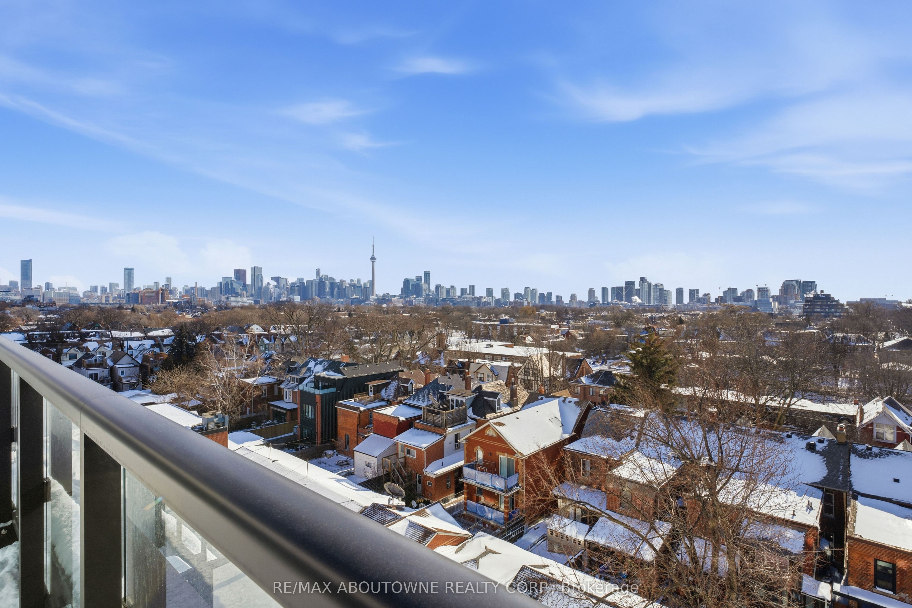 19 – 899 College Street, Toronto C01 ‣ C12720896 19 – 899 College Street, Toronto C01 ‣ C12720896