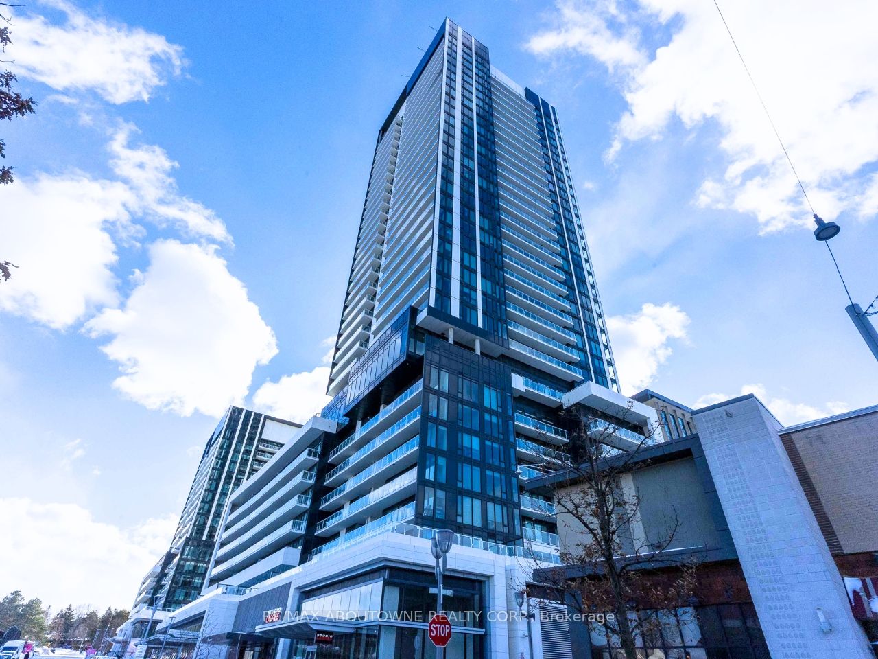 8 – 50 Oneill Road, Toronto C13