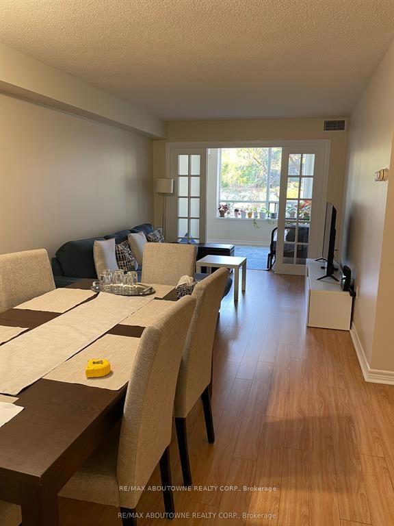 2 – 88 Grandview Way, Toronto C14 ‣ C12827356 2 – 88 Grandview Way, Toronto C14 ‣ C12827356