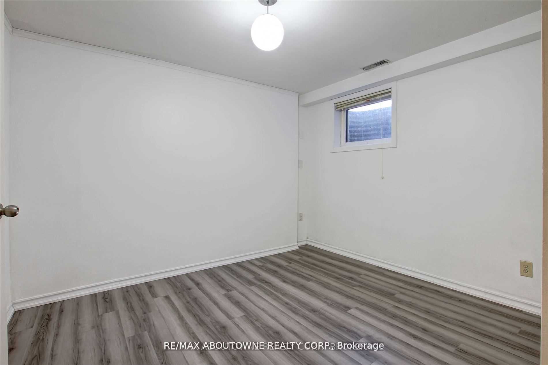 14 Angus Drive, Toronto C15 ‣ C12903250 14 Angus Drive, Toronto C15 ‣ C12903250