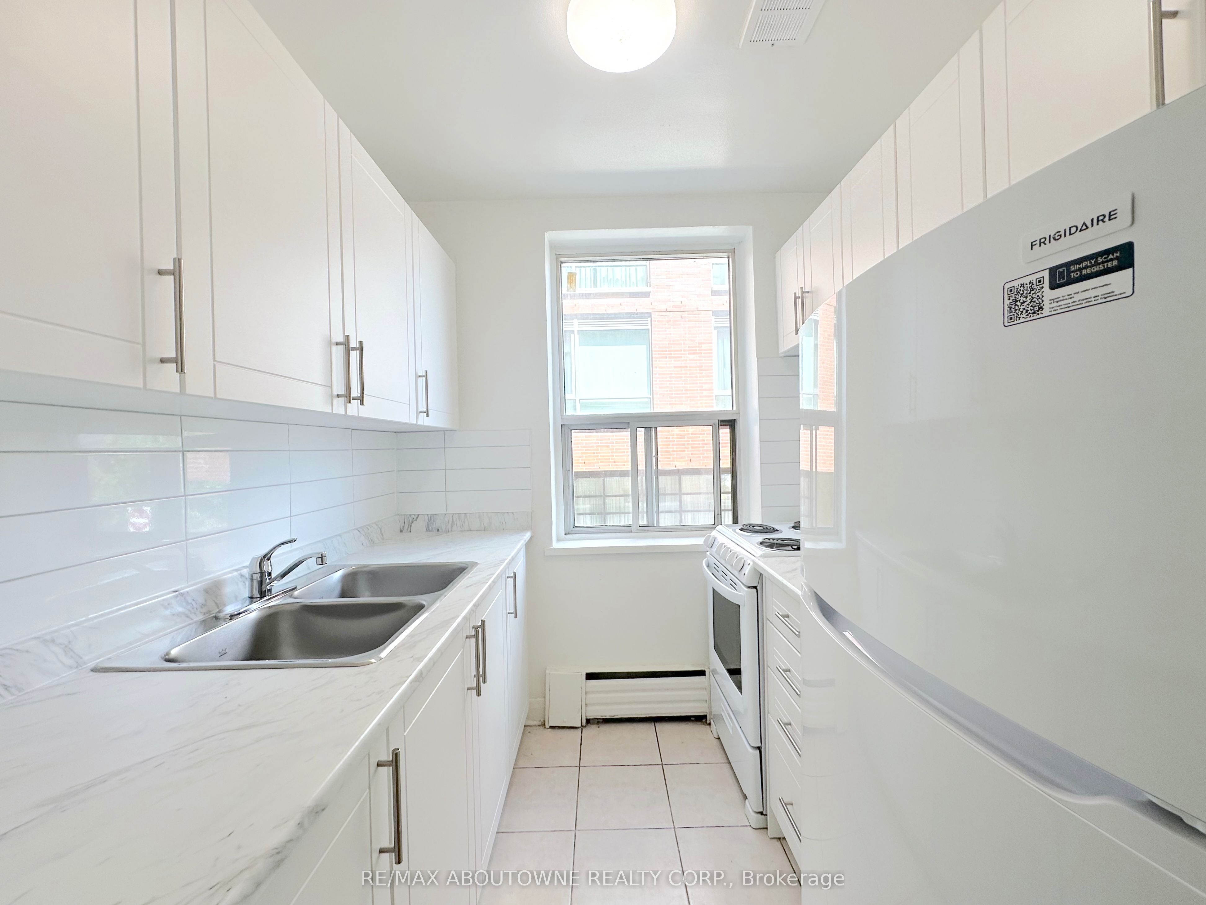 04 – 276 St Clair Avenue, Toronto C02 ‣ C13525724 04 – 276 St Clair Avenue, Toronto C02 ‣ C13525724