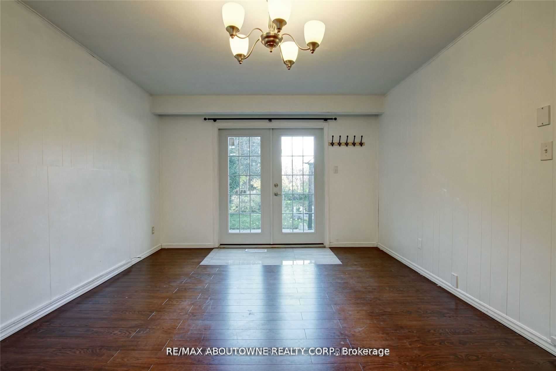 14 Angus Drive, Toronto C15 ‣ C13566002 14 Angus Drive, Toronto C15 ‣ C13566002