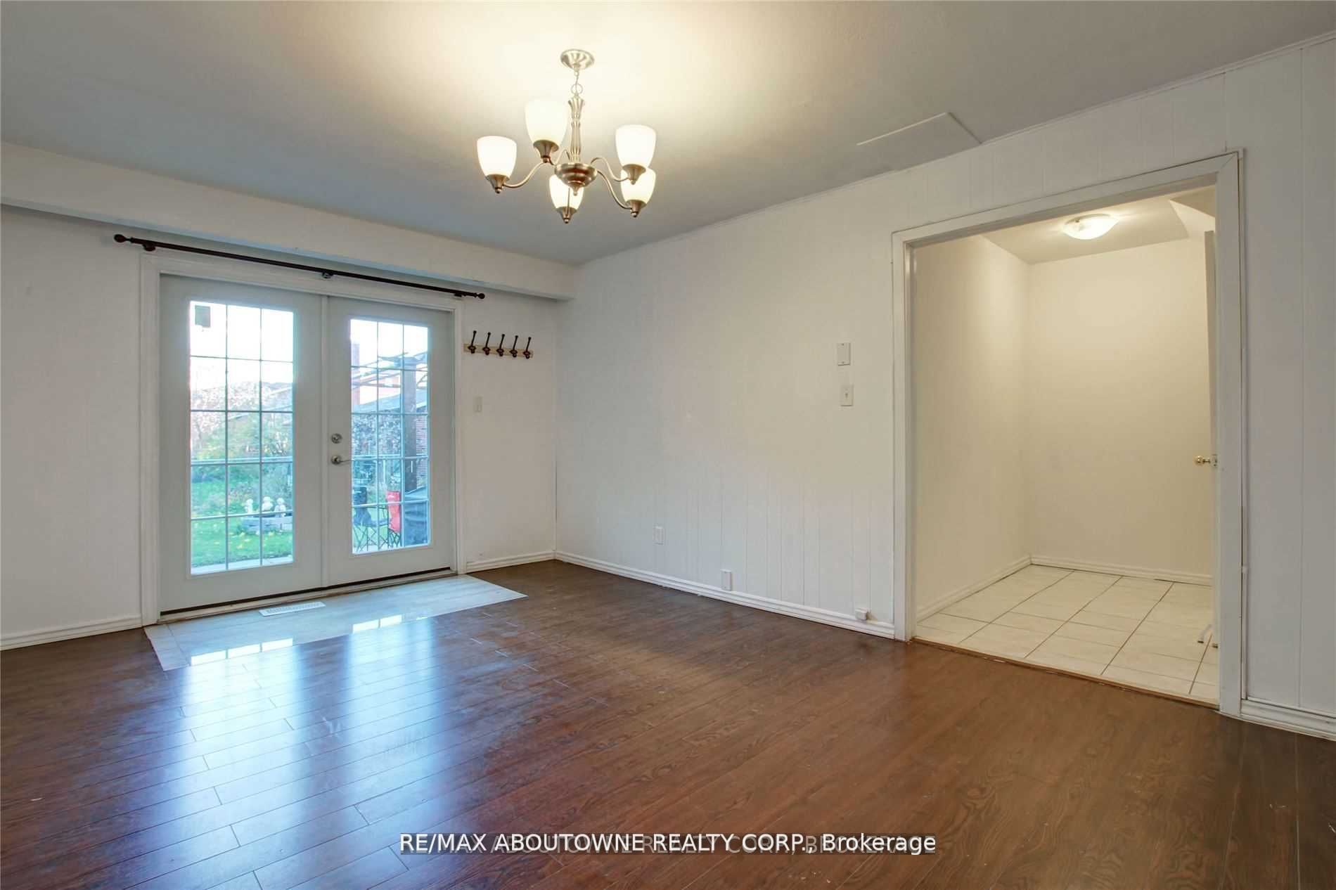14 Angus Drive, Toronto C15 ‣ C13566002 14 Angus Drive, Toronto C15 ‣ C13566002