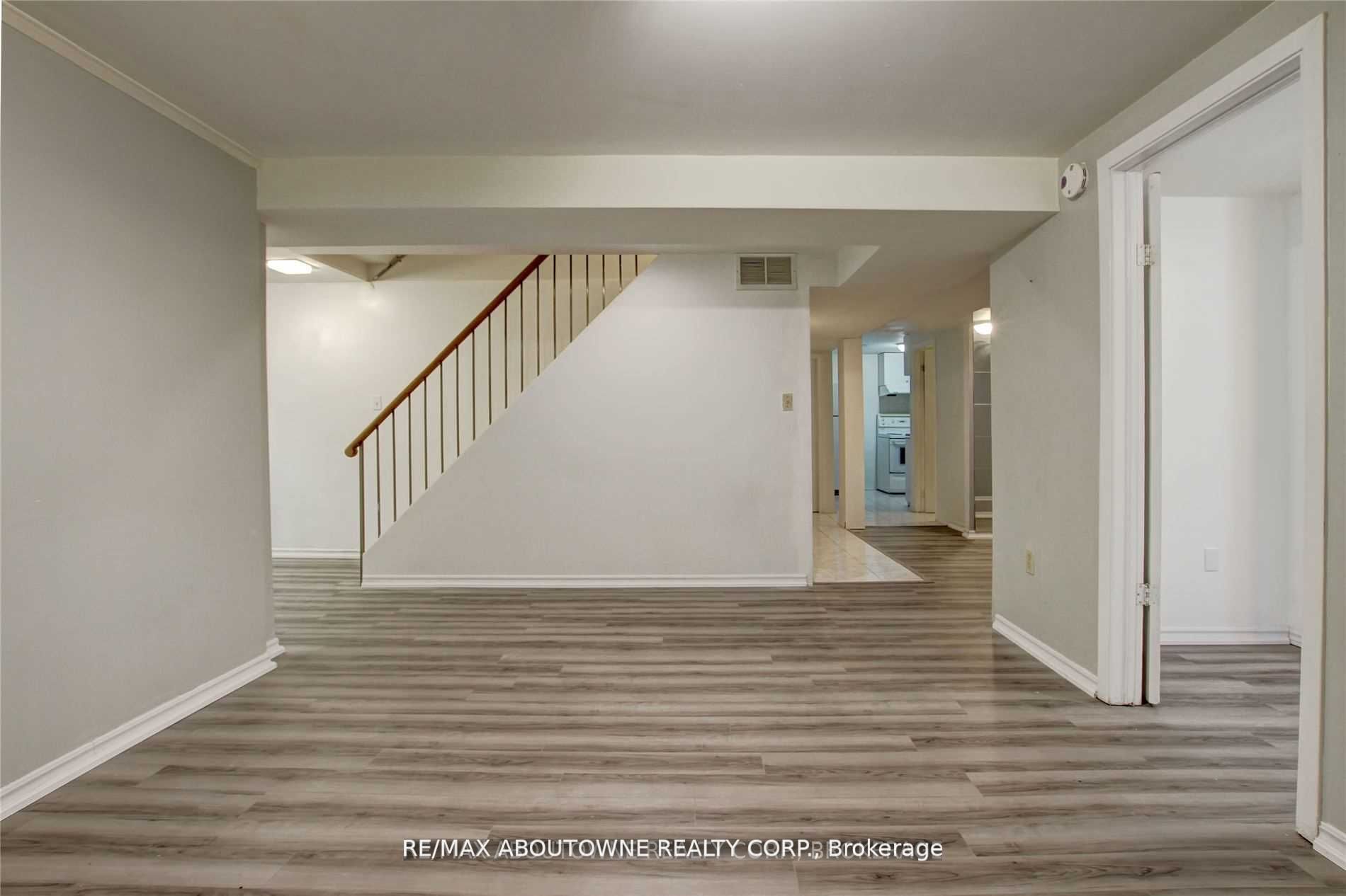 14 Angus Drive, Toronto C15 ‣ C13566002 14 Angus Drive, Toronto C15 ‣ C13566002