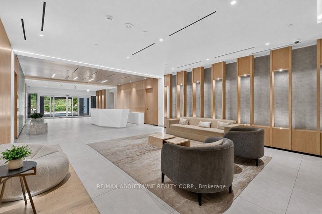 20 – 5 Defries Street, Toronto C08 ‣ C13566036 20 – 5 Defries Street, Toronto C08 ‣ C13566036
