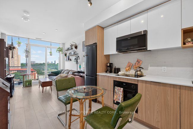 20 – 5 Defries Street, Toronto C08 ‣ C13566036 20 – 5 Defries Street, Toronto C08 ‣ C13566036