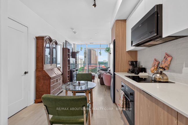 20 – 5 Defries Street, Toronto C08 ‣ C13566036 20 – 5 Defries Street, Toronto C08 ‣ C13566036