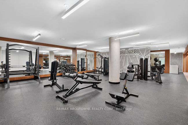 20 – 5 Defries Street, Toronto C08 ‣ C13566036 20 – 5 Defries Street, Toronto C08 ‣ C13566036