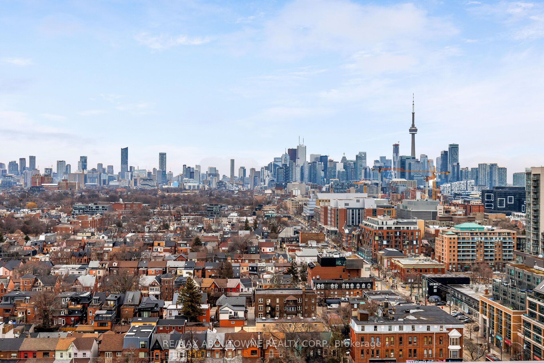 4 – 20 Minowan Miikan Lane, Toronto C01 ‣ C13582716 4 – 20 Minowan Miikan Lane, Toronto C01 ‣ C13582716