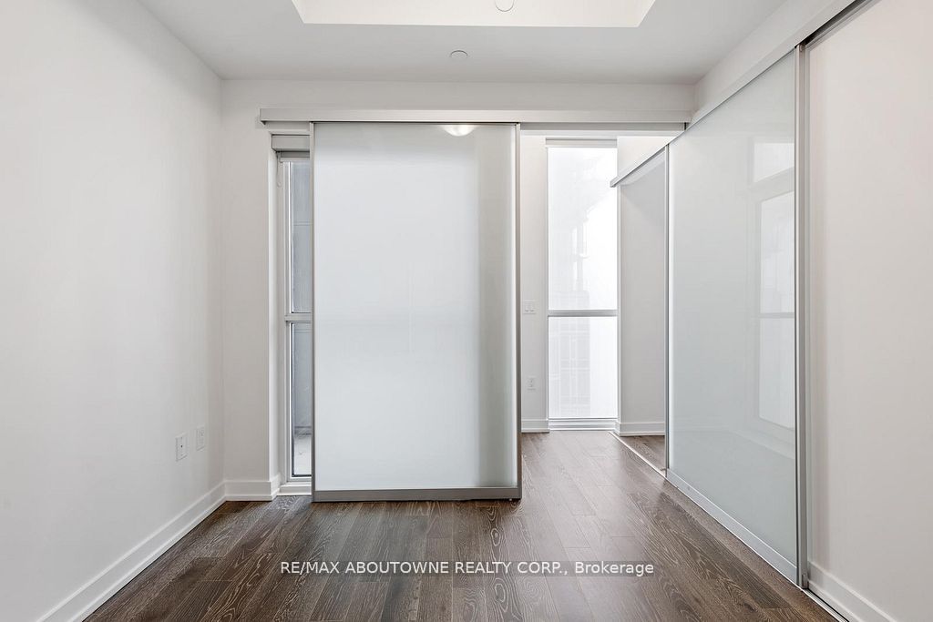 Call LBO – 1 YORKVILLE AVENUE, Toronto C02 ‣ C13592318 Call LBO – 1 YORKVILLE AVENUE, Toronto C02 ‣ C13592318