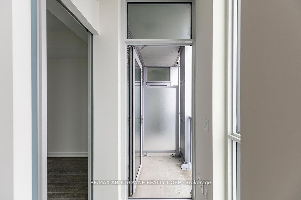 Call LBO – 1 YORKVILLE AVENUE, Toronto C02 ‣ C13592318 Call LBO – 1 YORKVILLE AVENUE, Toronto C02 ‣ C13592318