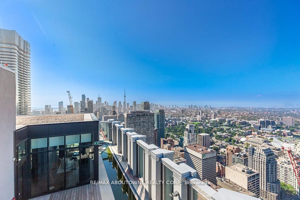 Call LBO – 1 YORKVILLE AVENUE, Toronto C02 ‣ C13592318 Call LBO – 1 YORKVILLE AVENUE, Toronto C02 ‣ C13592318