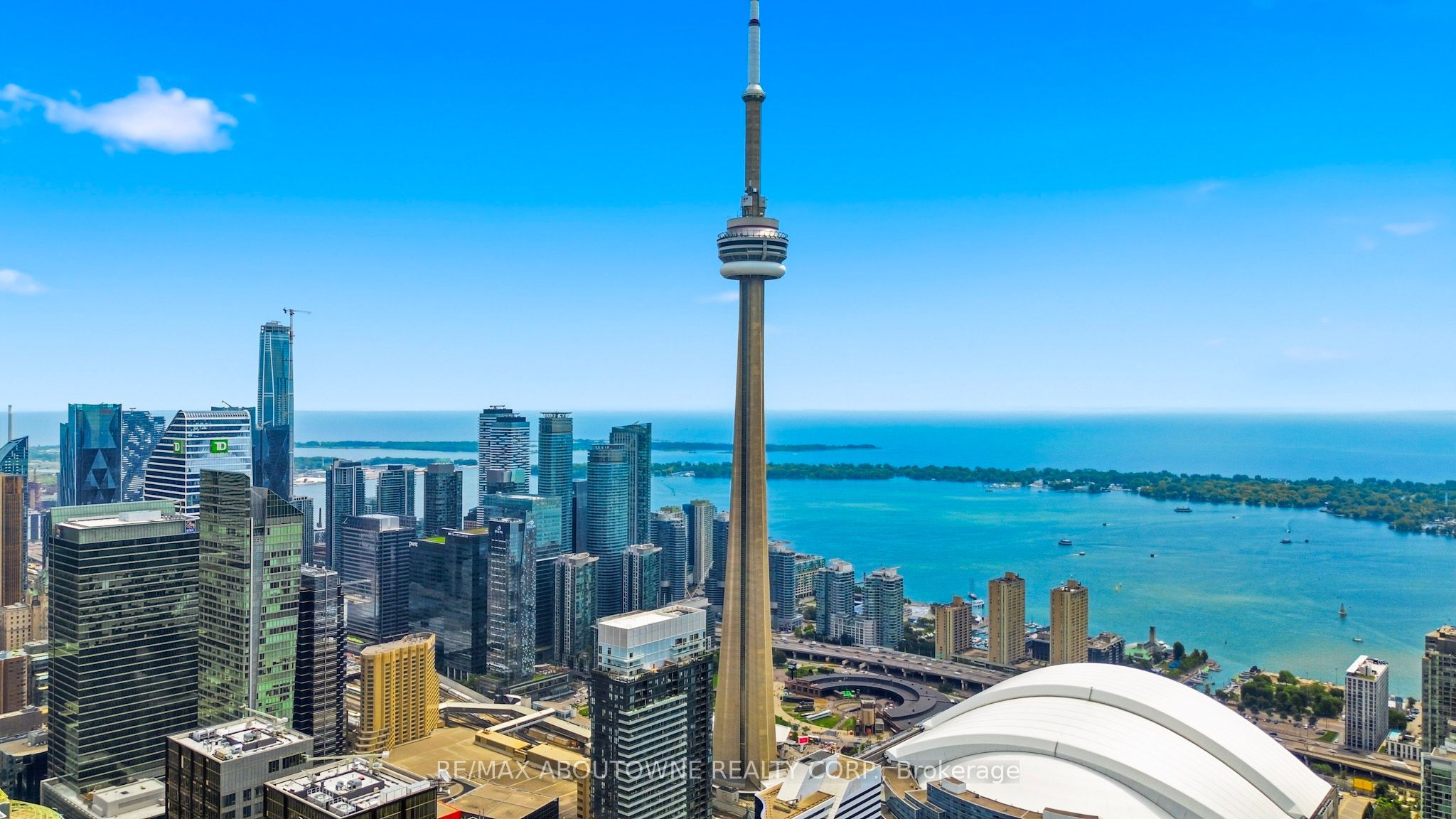 9 – 300 Front Street, Toronto C01
