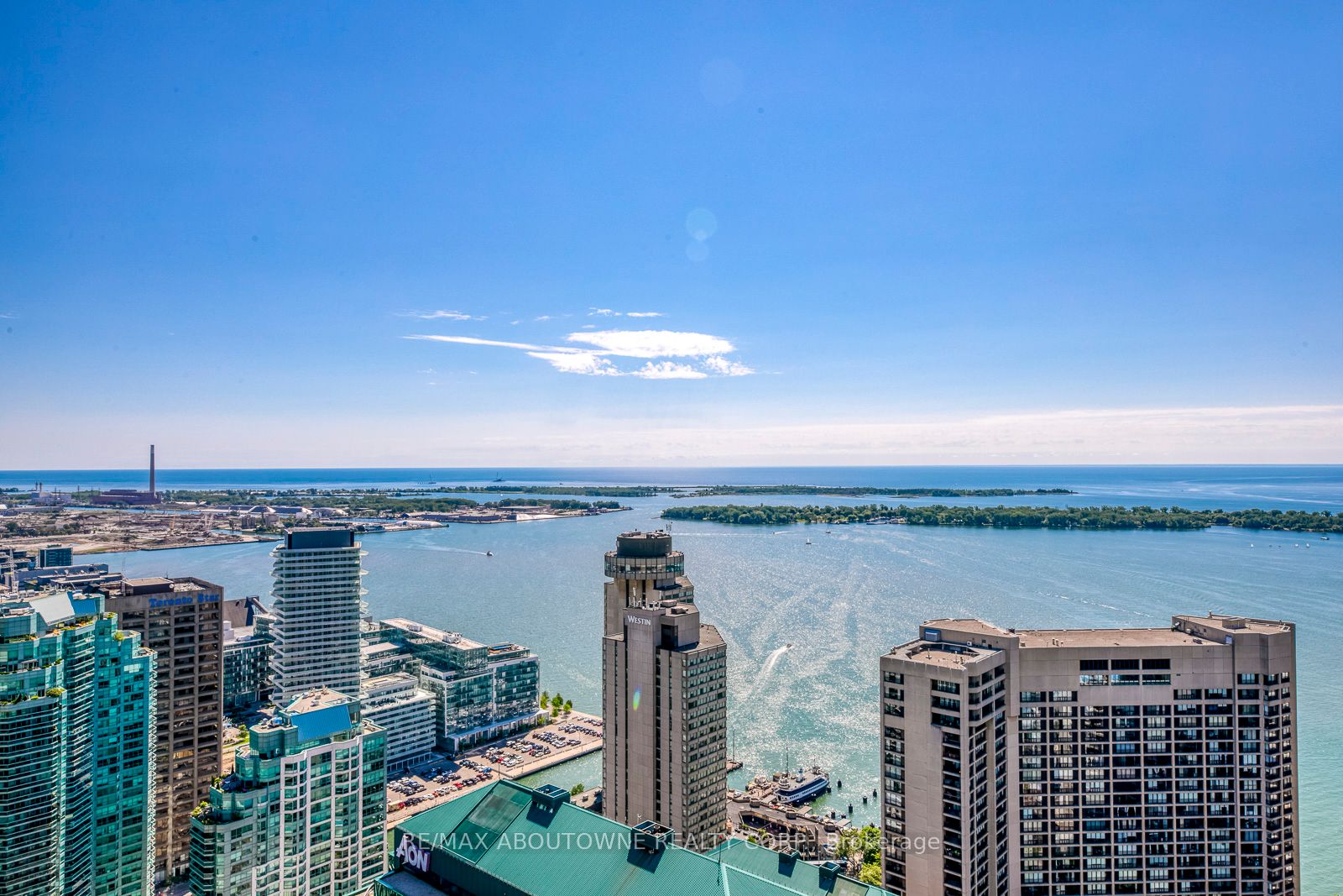 6 – 88 Harbour Street, Toronto C01 ‣ C13750306 6 – 88 Harbour Street, Toronto C01 ‣ C13750306