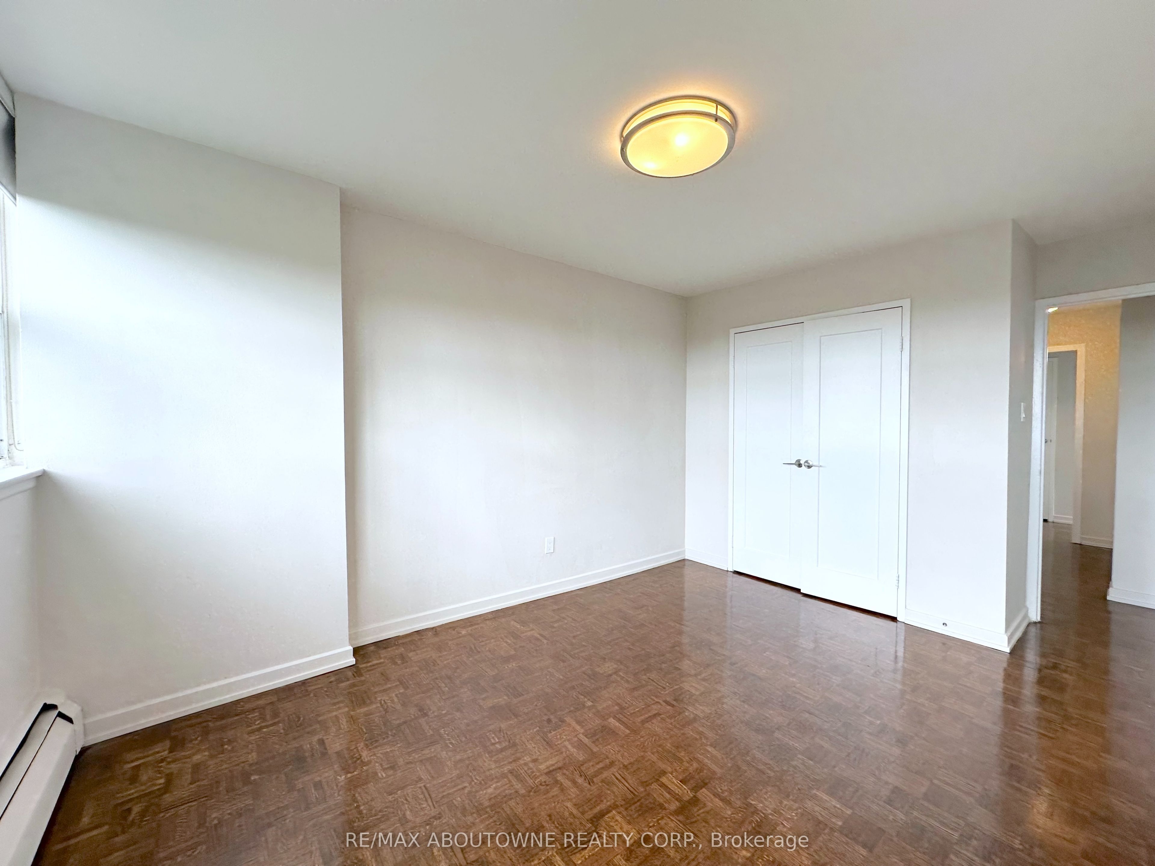 1007 – 5 Brookbanks Drive, Toronto C13 ‣ C13781876 1007 – 5 Brookbanks Drive, Toronto C13 ‣ C13781876