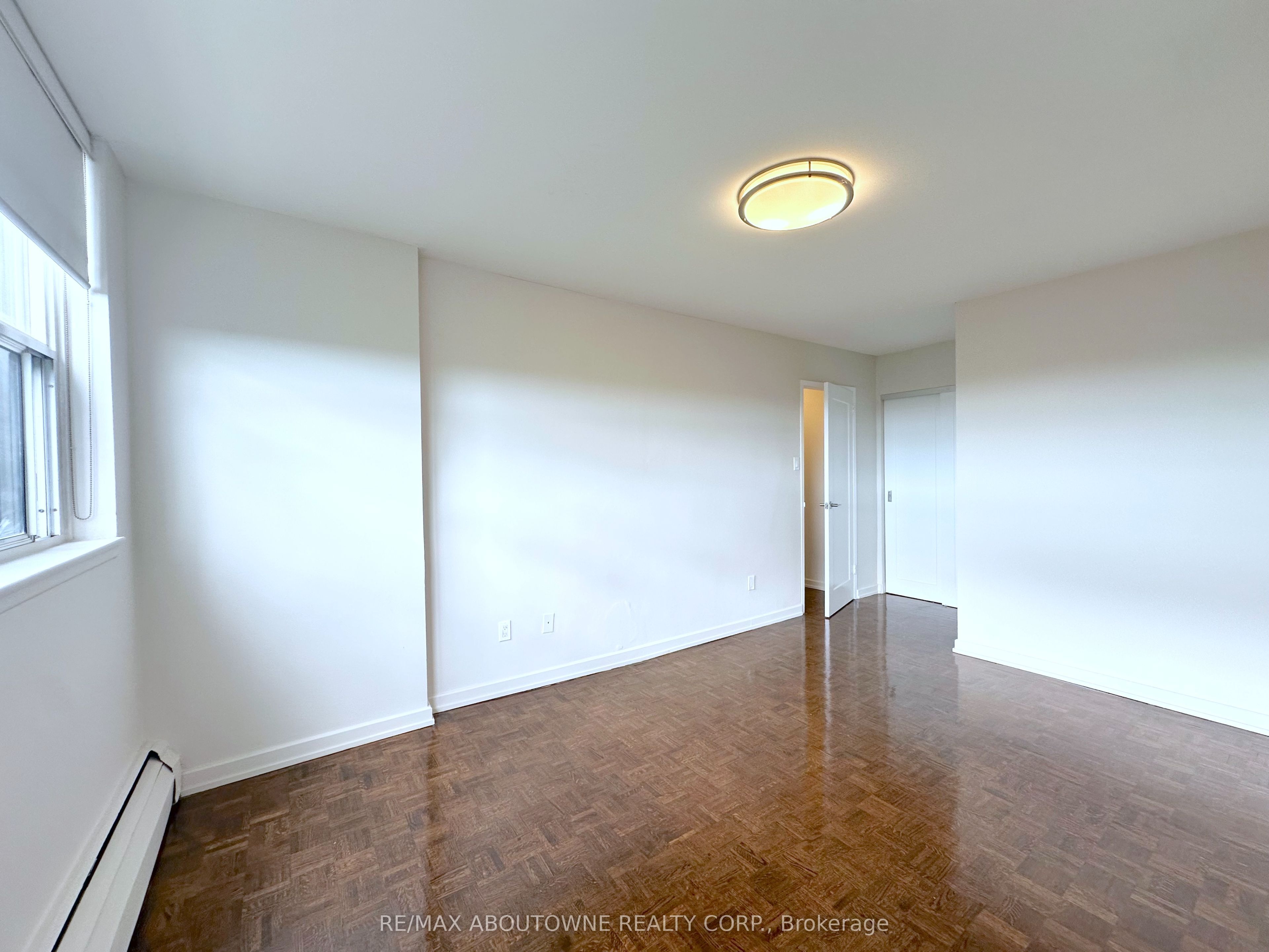 1007 – 5 Brookbanks Drive, Toronto C13 ‣ C13781876 1007 – 5 Brookbanks Drive, Toronto C13 ‣ C13781876