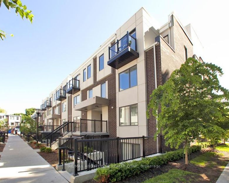 514 – 37A Valley Woods Road, Toronto C13