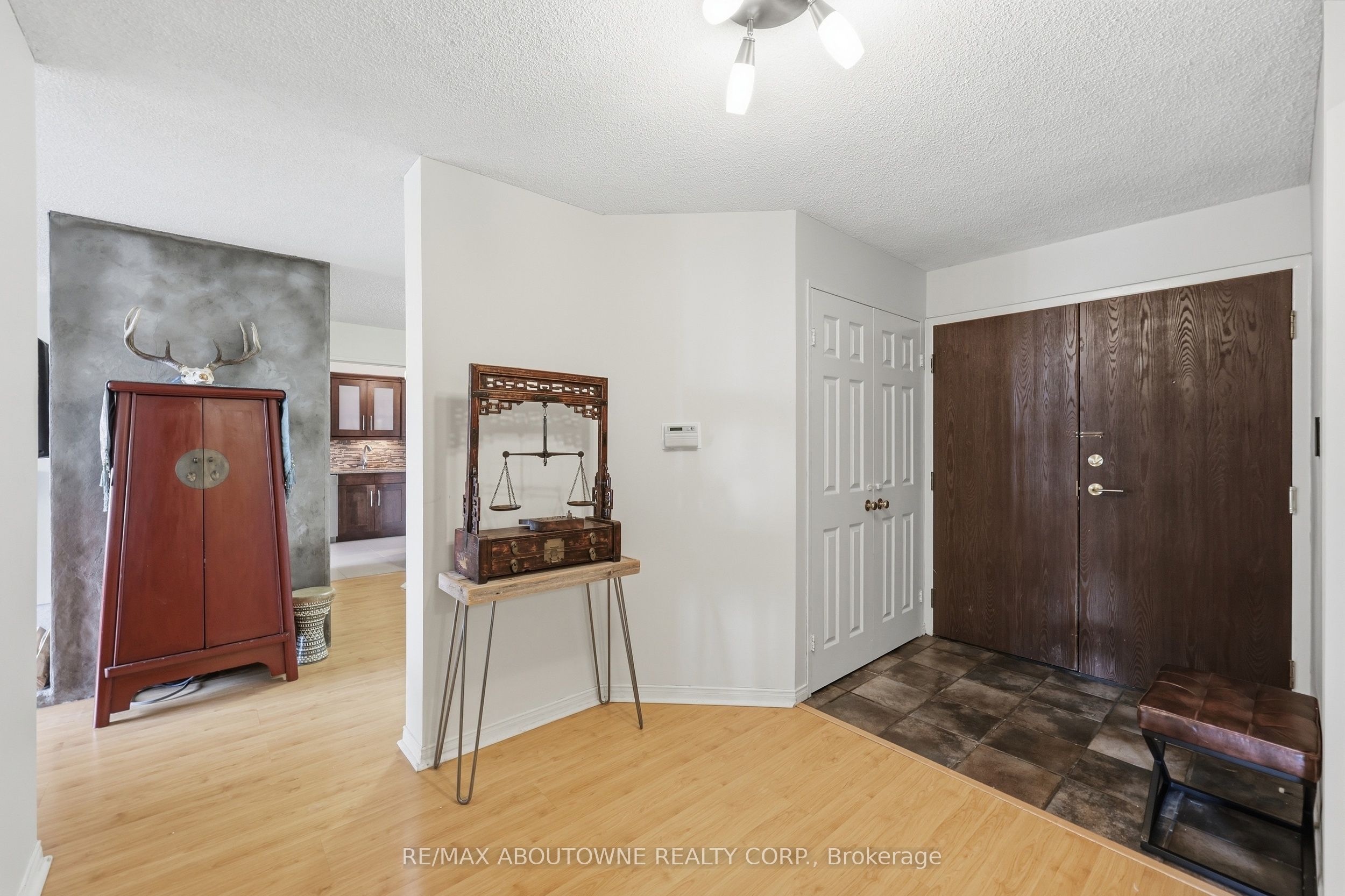 3 – 280 Simcoe Street, Toronto C01 ‣ C13842640 3 – 280 Simcoe Street, Toronto C01 ‣ C13842640