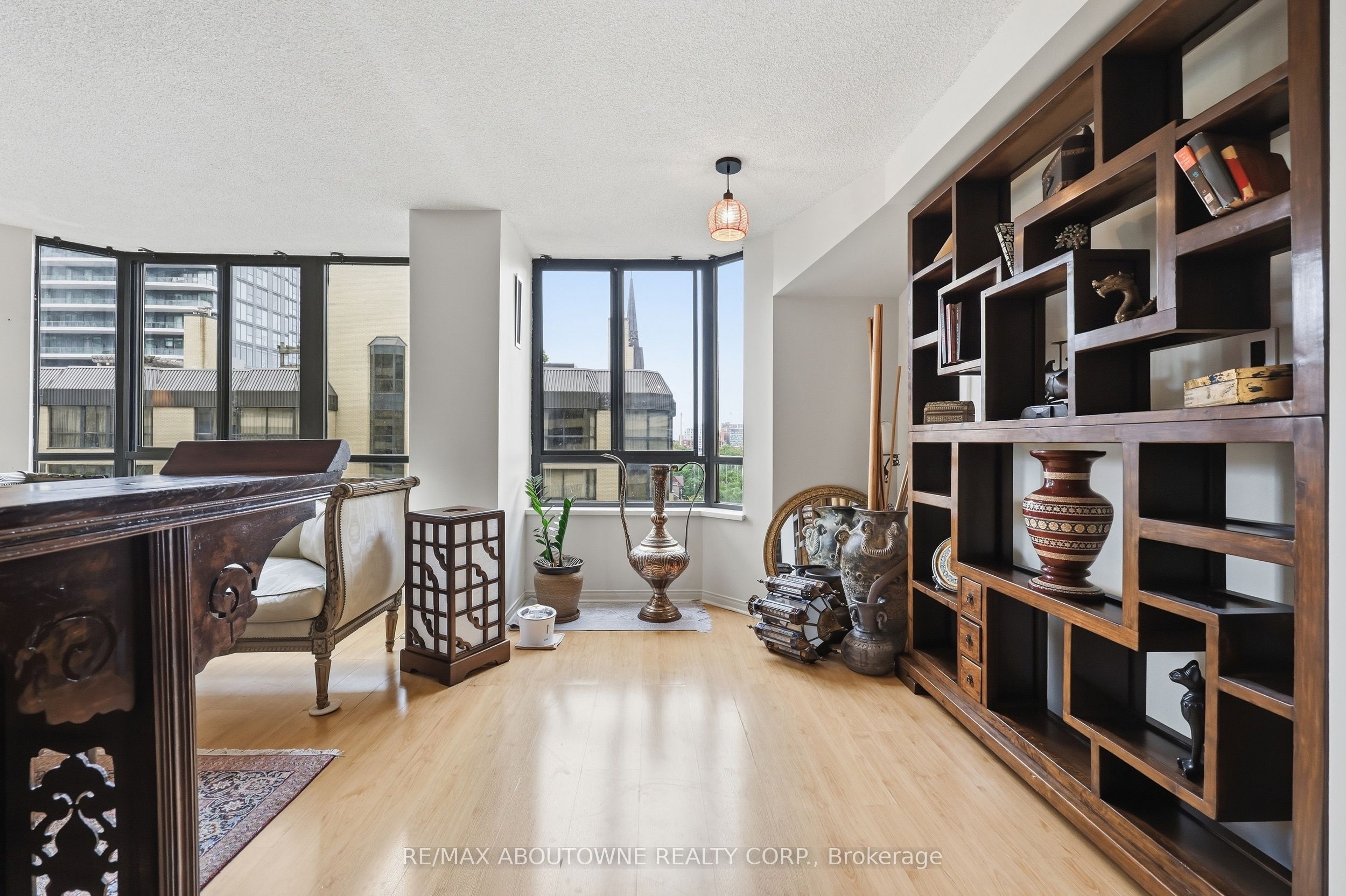 3 – 280 Simcoe Street, Toronto C01 ‣ C13842640 3 – 280 Simcoe Street, Toronto C01 ‣ C13842640