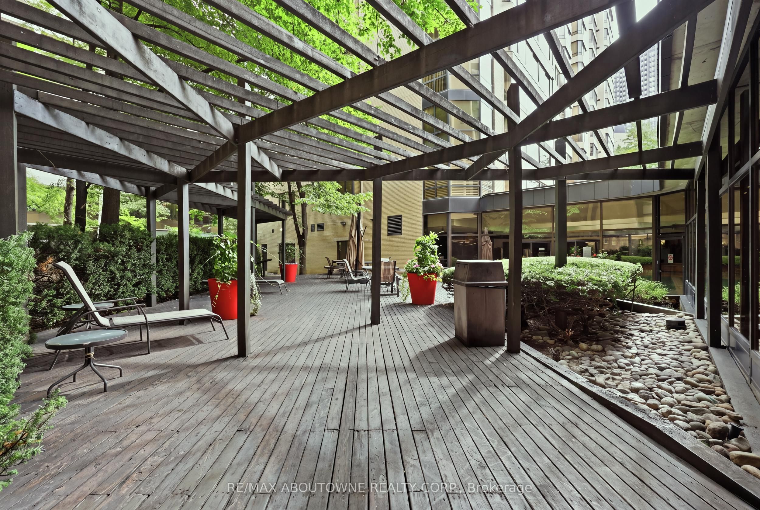 3 – 280 Simcoe Street, Toronto C01 ‣ C13842640 3 – 280 Simcoe Street, Toronto C01 ‣ C13842640