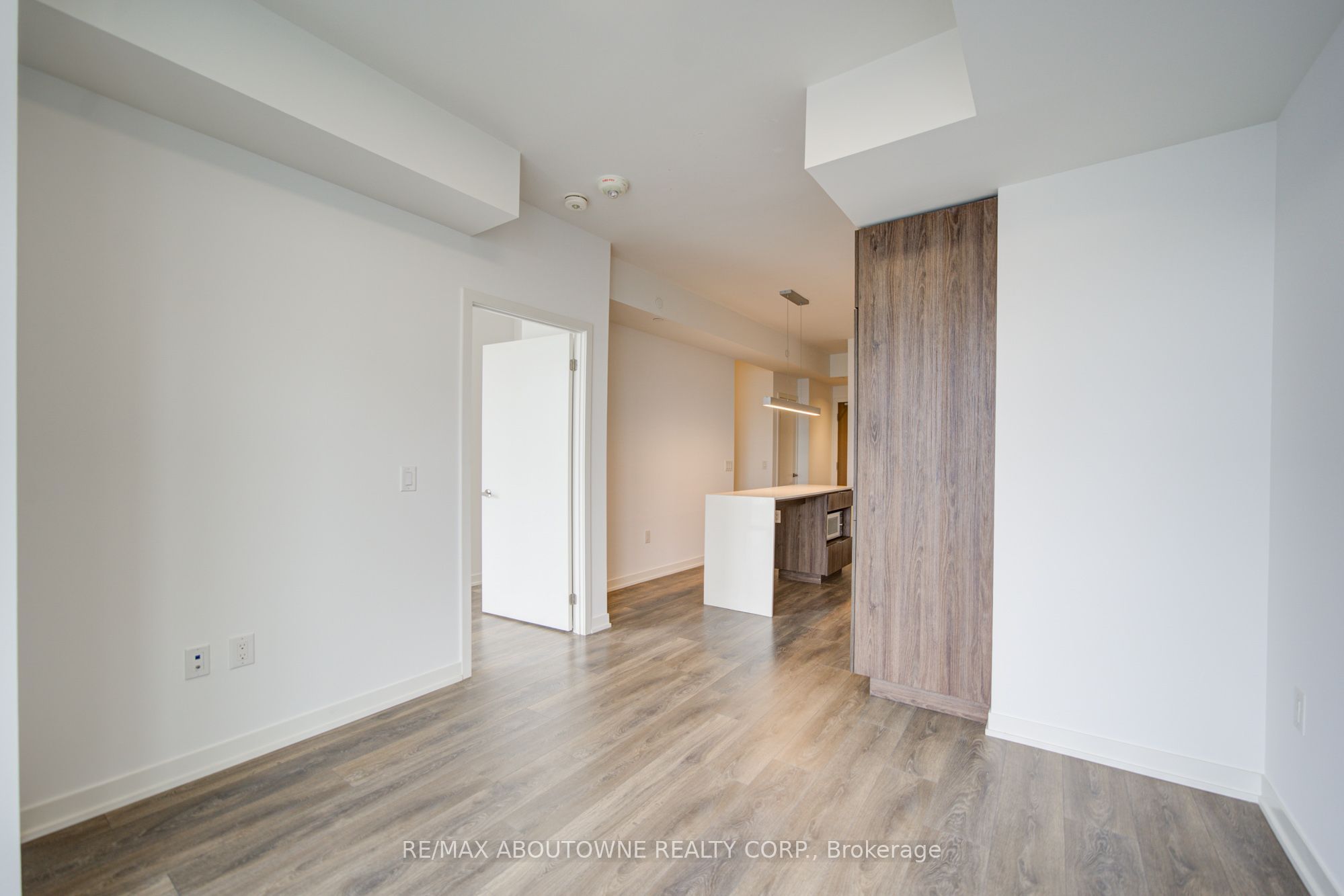 02 – 20 Richardson Street, Toronto C08 ‣ C13860164 02 – 20 Richardson Street, Toronto C08 ‣ C13860164