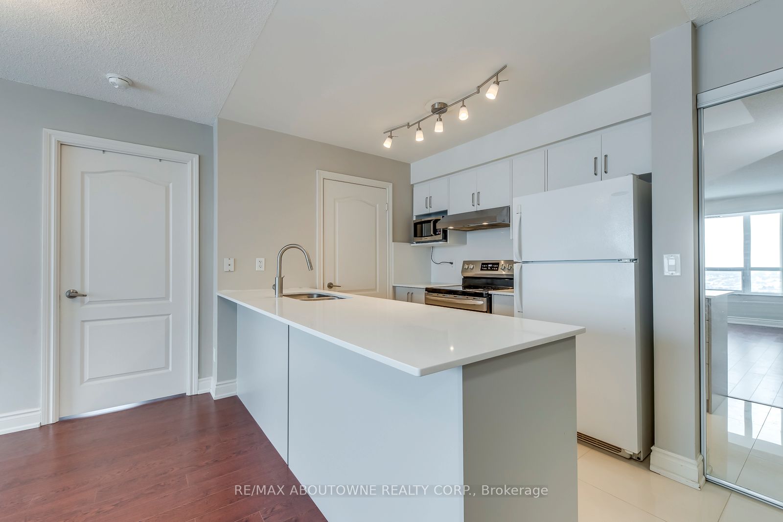 07 – 60 Brian Harrison Way, Toronto E09 ‣ E12727028 07 – 60 Brian Harrison Way, Toronto E09 ‣ E12727028