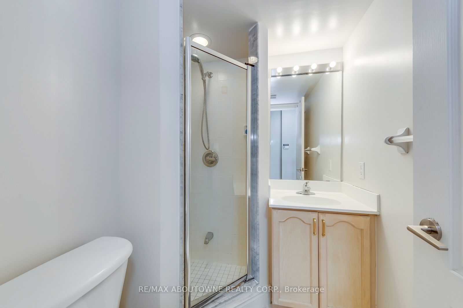 07 – 60 Brian Harrison Way, Toronto E09 ‣ E12727028 07 – 60 Brian Harrison Way, Toronto E09 ‣ E12727028