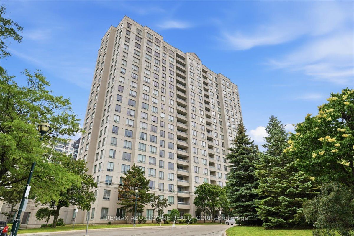108 – 5039 Finch Avenue, Toronto E07