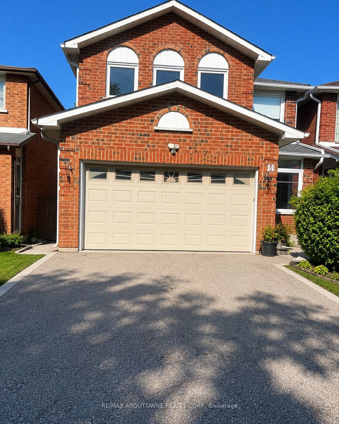 14 Charcoal Drive, Toronto E10
