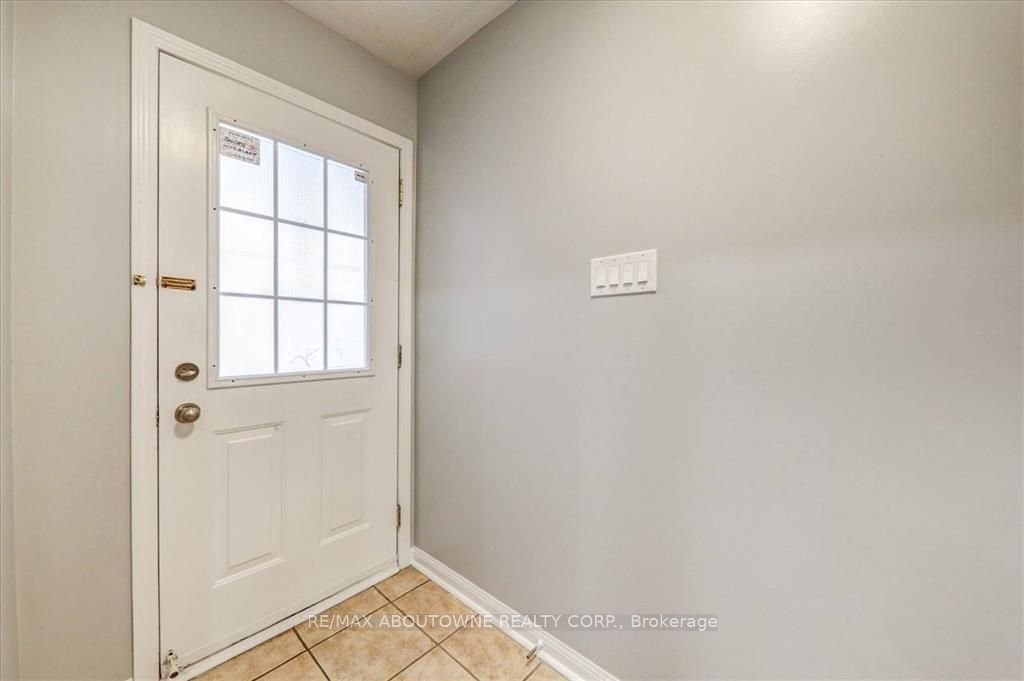 2133 Morningside Avenue, Toronto E11 ‣ E13829608 2133 Morningside Avenue, Toronto E11 ‣ E13829608