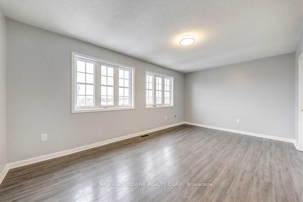 2133 Morningside Avenue, Toronto E11 ‣ E13829608 2133 Morningside Avenue, Toronto E11 ‣ E13829608