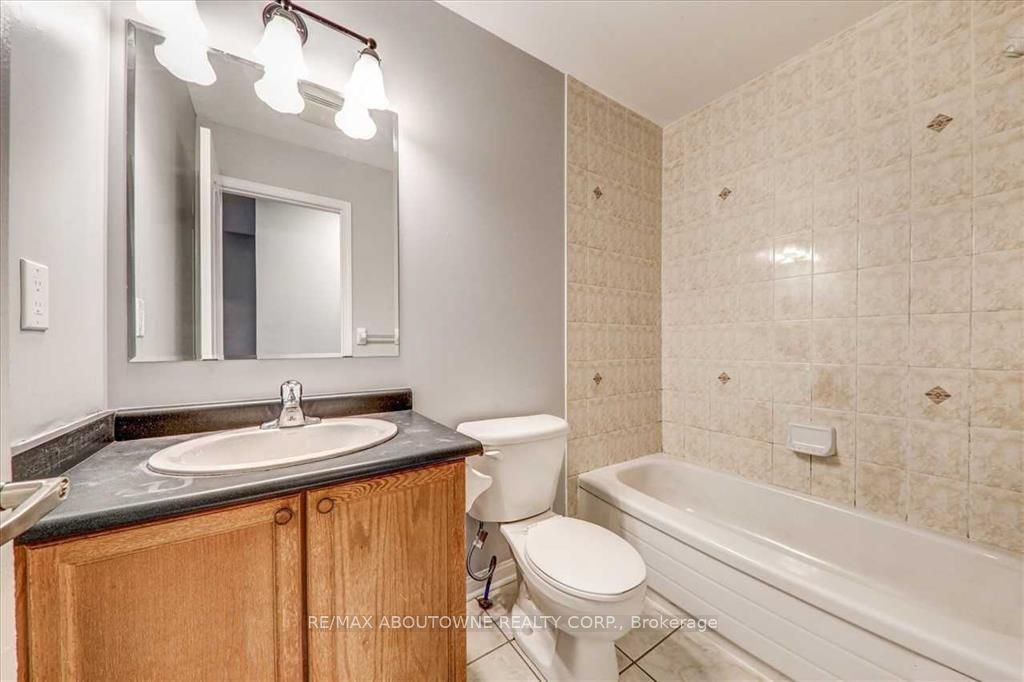 2133 Morningside Avenue, Toronto E11 ‣ E13829608 2133 Morningside Avenue, Toronto E11 ‣ E13829608