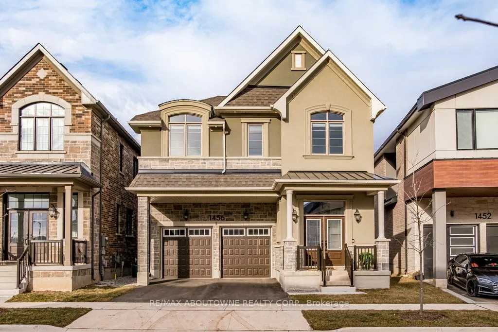 1456 Ford Strathy Cres, Oakville ‣ W10394936